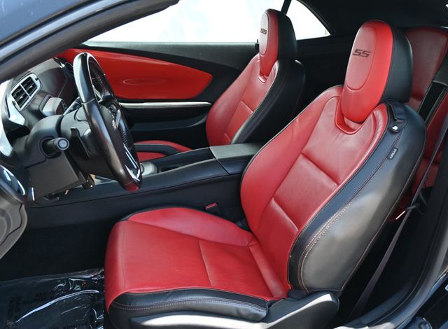 2015 Chevrolet Camaro Convertible SS - 23024375 - 12
