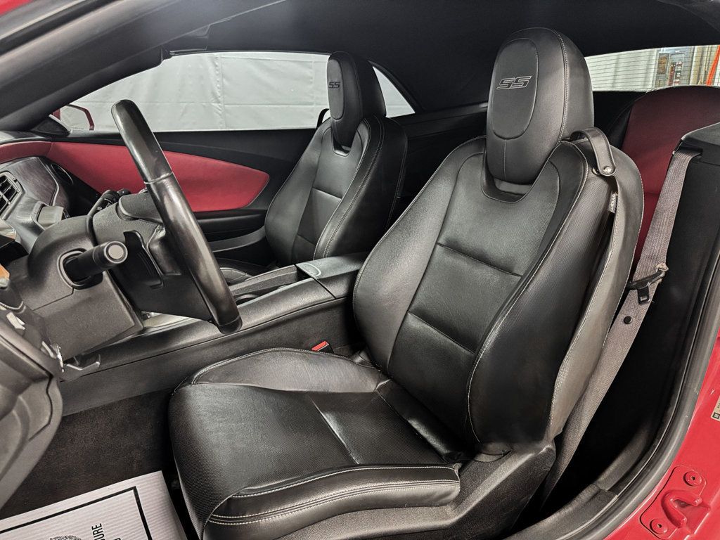 2015 Chevrolet Camaro LT CONVERTIBLE - 23062890 - 11