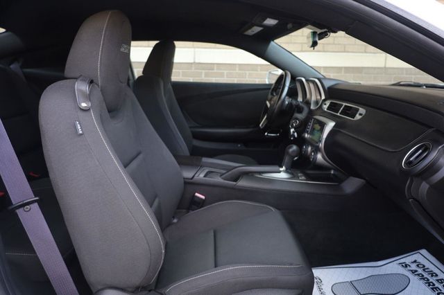 2015 Chevrolet Camaro SS - 23058536 - 19
