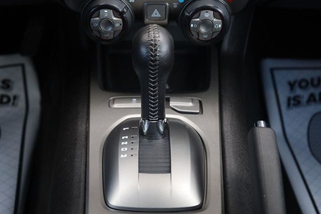 2015 Chevrolet Camaro SS - 23058536 - 32