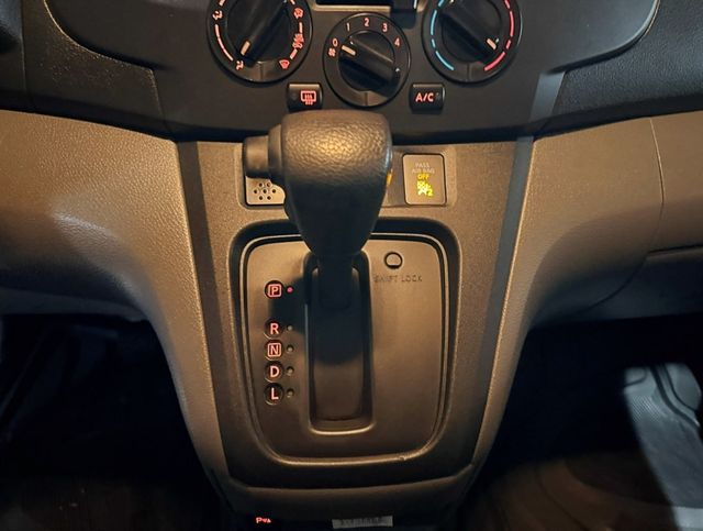 2015 Chevrolet City Express Cargo Van FWD 115" LS - 22949577 - 23