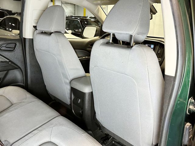 2015 Chevrolet Colorado 4WD Crew Cab 140.5" WT - 23036900 - 30