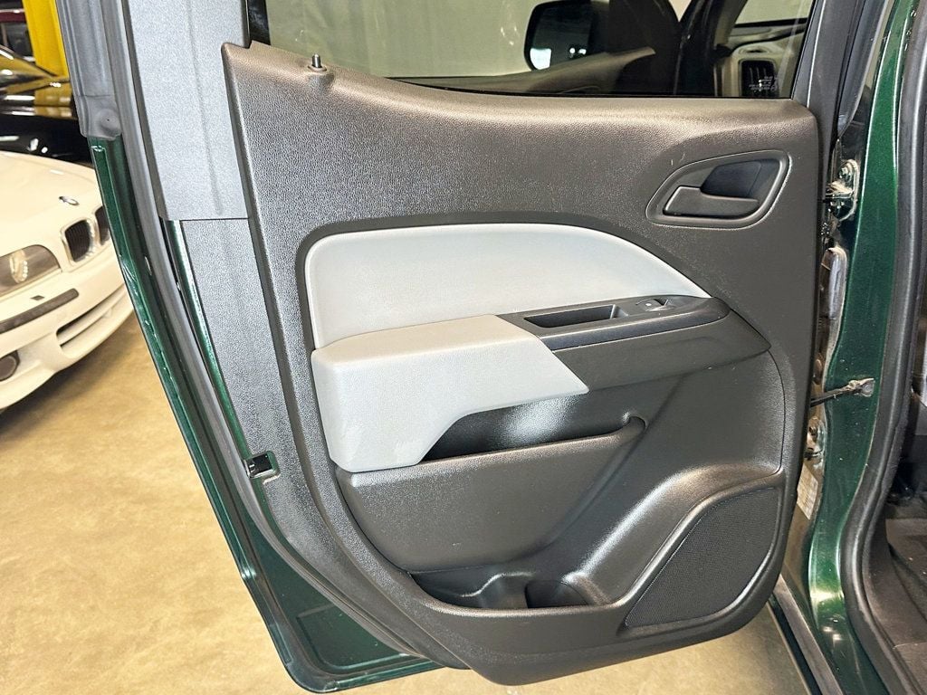 2015 Chevrolet Colorado 4WD Crew Cab 140.5" WT - 23036900 - 37