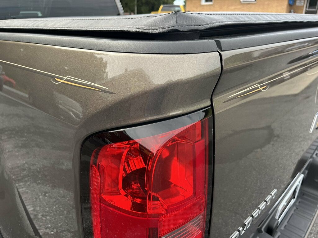 2015 Chevrolet Colorado Well Cared for Rust Free 2wd Extended Cab - 23067869 - 17