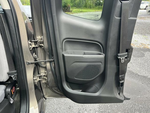 2015 Chevrolet Colorado Well Cared for Rust Free 2wd Extended Cab - 23067869 - 32