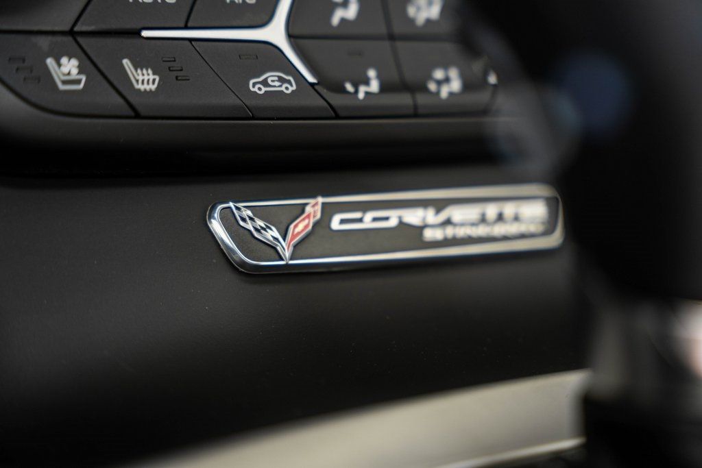2015 Chevrolet Corvette 2dr Stingray Convertible w/3LT - 22416870 - 32
