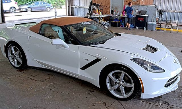 2015 Chevrolet Corvette 2dr Stingray Convertible w/3LT - 23060449 - 3