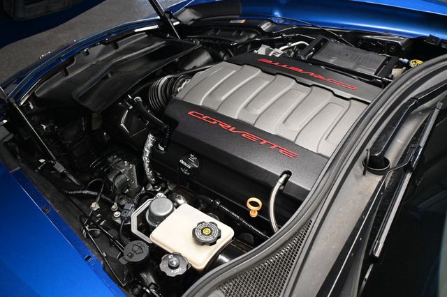 2015 Chevrolet Corvette 2dr Stingray Coupe w/2LT - 23067308 - 16