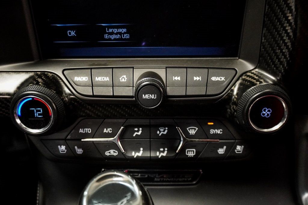 2015 Chevrolet Corvette Stingray Z51 3LT photo 21