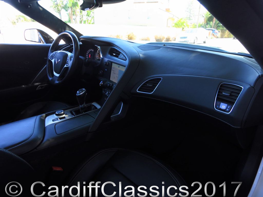 2015 Chevrolet Corvette 2dr Stingray Z51 Coupe w/3LT - 16159956 - 17