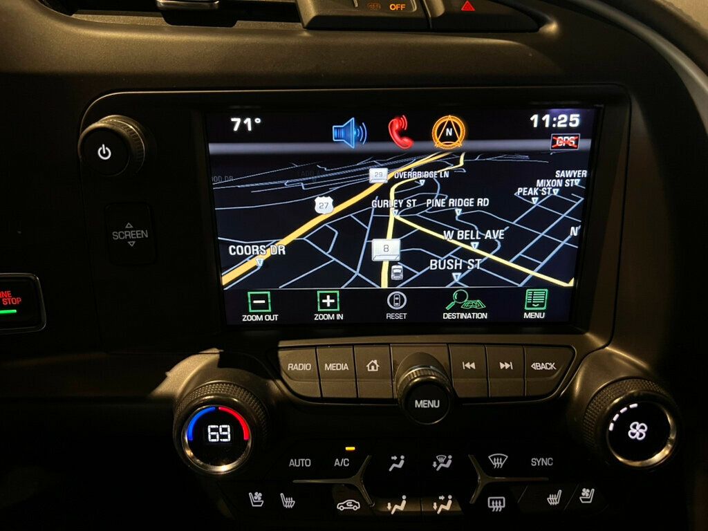 2015 Chevrolet Corvette 3LT/Z51PerfPkg/7SpeedManual/MagneticRideCntrl/Htd&CldSeats/NAV - 23027965 - 19
