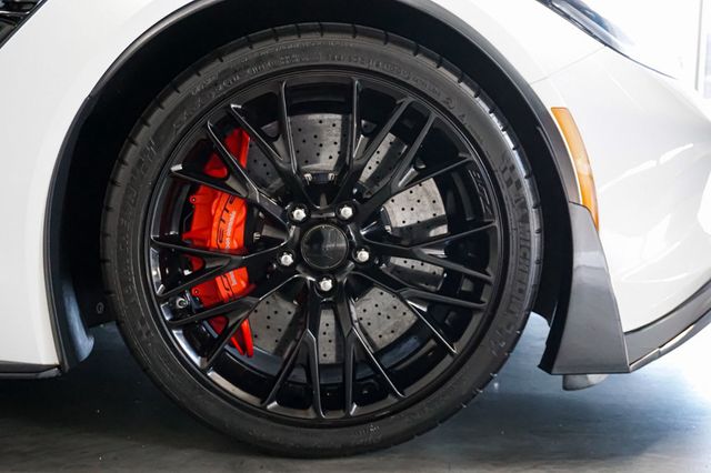 2015 Chevrolet Corvette *Z06 2LZ* *Z07 Performance Package* *7-Speed Manual* - 22855596 - 48
