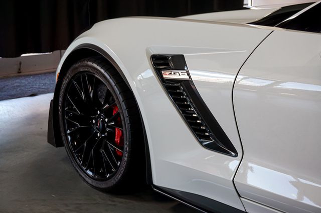 2015 Chevrolet Corvette *Z06 2LZ* *Z07 Performance Package* *7-Speed Manual* - 22855596 - 60