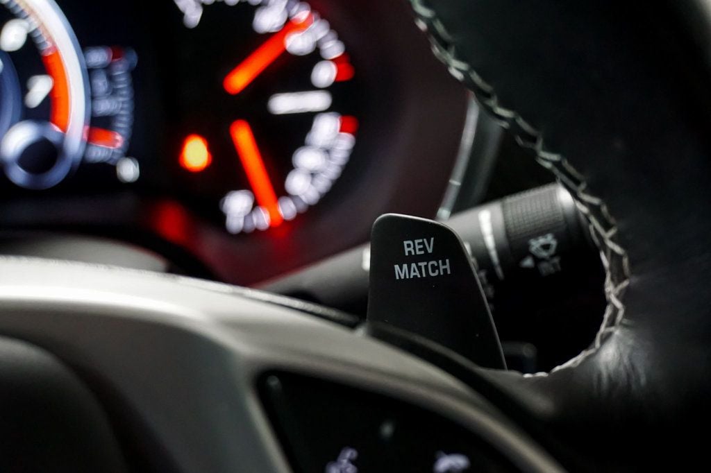2015 Chevrolet Corvette Stingray 2LZ Z06 photo 18
