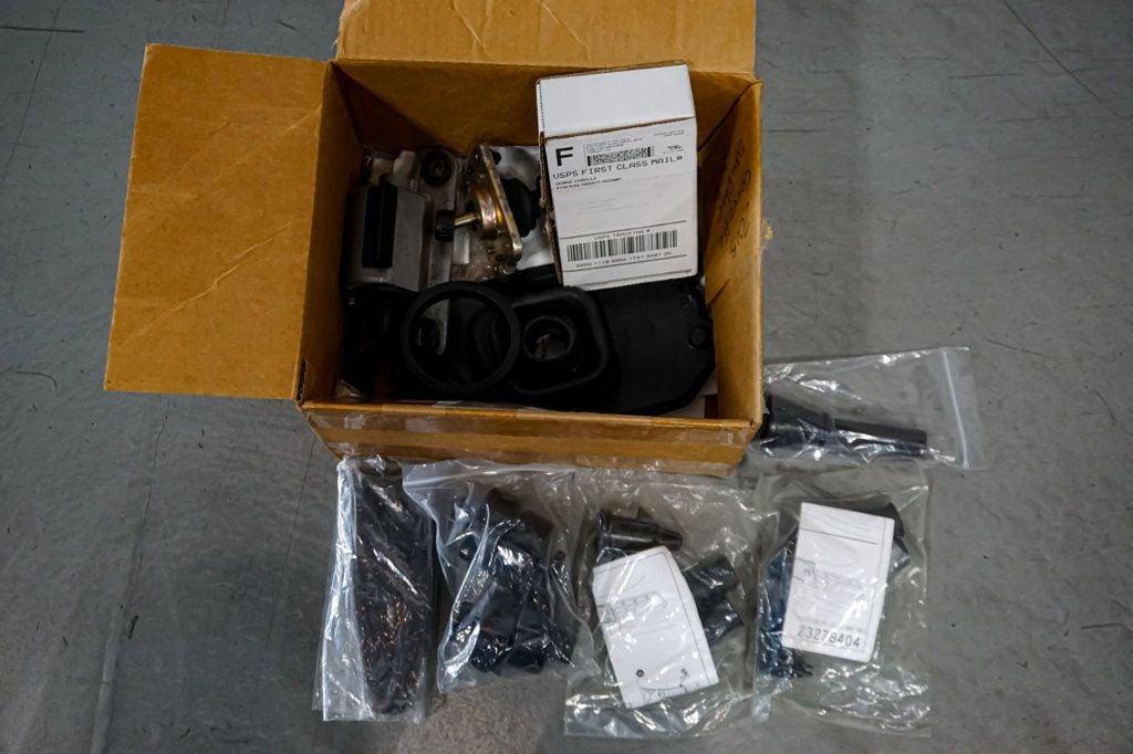 2015 Chevrolet Corvette *Z06 2LZ* *Z07-Performance Pkg* *7-Speed Manual* - 22893602 - 88