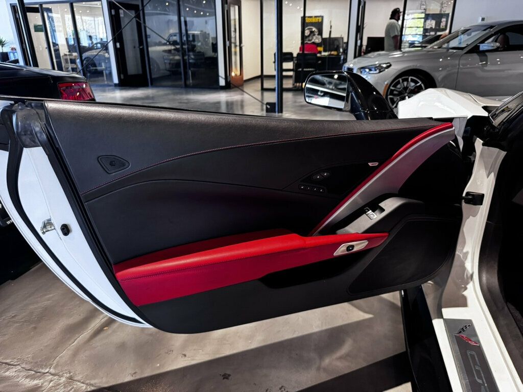 2015 Chevrolet Corvette Z06/3LZ/CarbonGroundEffectsPkg/BlkTop/Bose/HeadsUpDisplay - 23061420 - 12