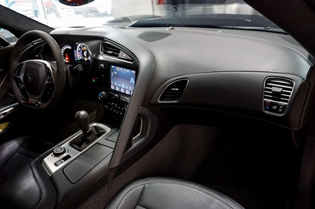 2015 Chevrolet Corvette *Z06 3LZ* *Z07-Package* *7-Speed Manual* *Comp-Seats* - 23020500 - 35