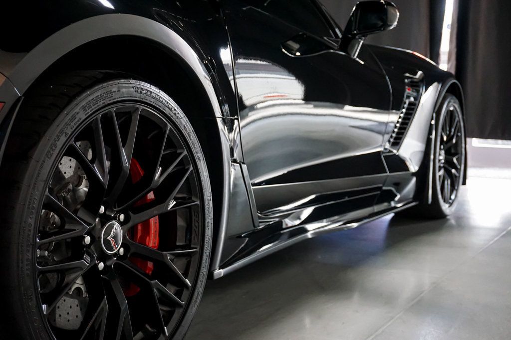 2015 Chevrolet Corvette *Z06 3LZ* *Z07-Package* *7-Speed Manual* *Comp-Seats* - 23020500 - 70