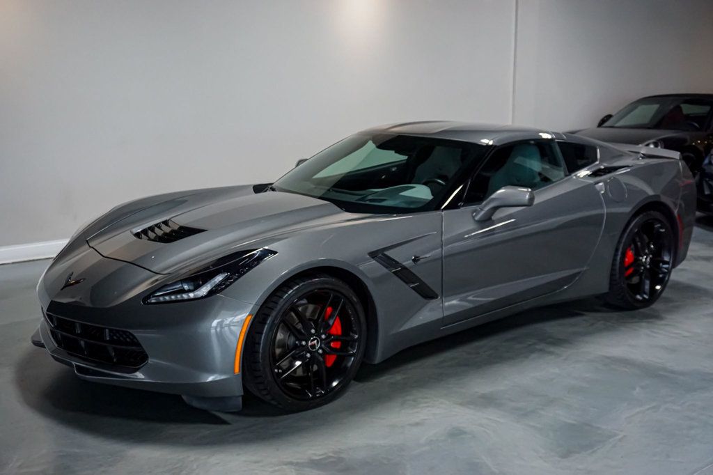 2015 Chevrolet Corvette Z51 Coupe 3LT photo 2