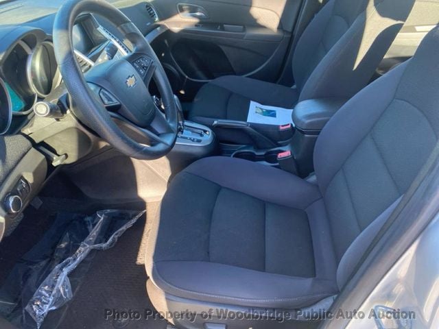 2015 Chevrolet CRUZE 4dr Sedan Automatic 1LT - 22968452 - 5