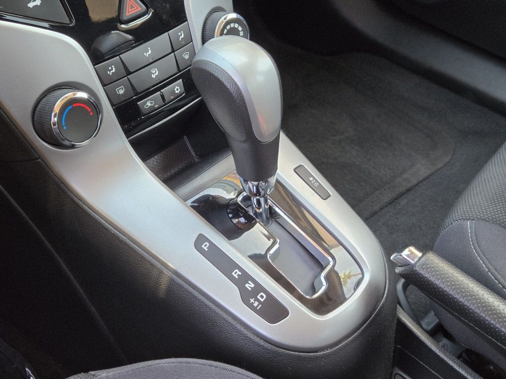 2015 Chevrolet CRUZE 4dr Sedan Automatic 1LT - 22933915 - 16