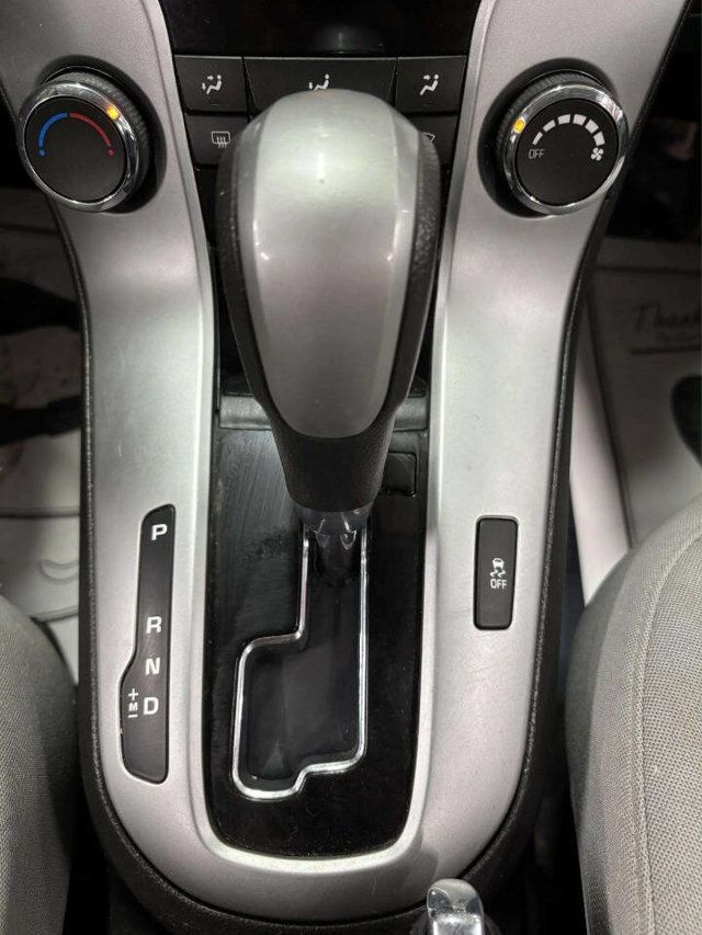 2015 Chevrolet CRUZE 4dr Sedan Automatic 1LT - 22963909 - 24