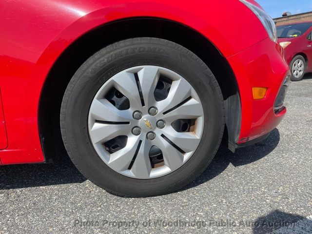 2015 Chevrolet CRUZE 4dr Sedan Automatic LS - 23008445 - 13