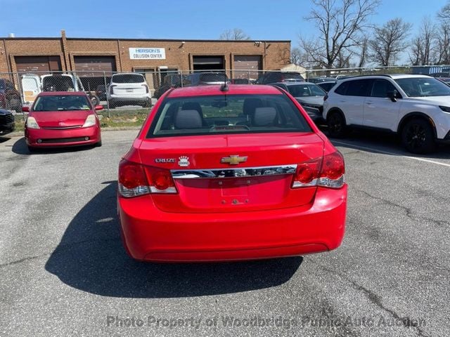 2015 Chevrolet CRUZE 4dr Sedan Automatic LS - 23024844 - 3