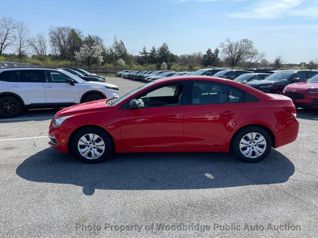 2015 Chevrolet CRUZE 4dr Sedan Automatic LS - 23024844 - 4
