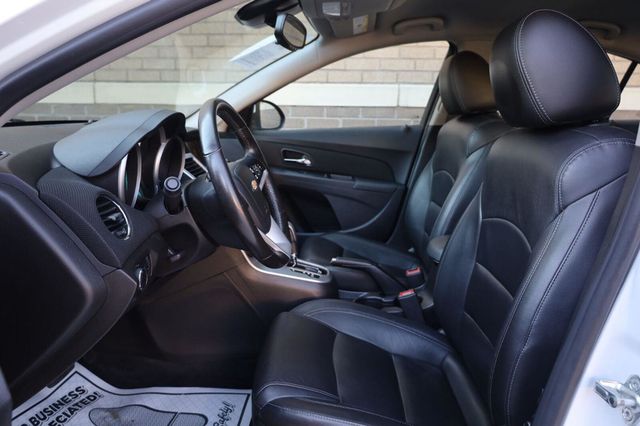 2015 Chevrolet Cruze LT - 23072905 - 16