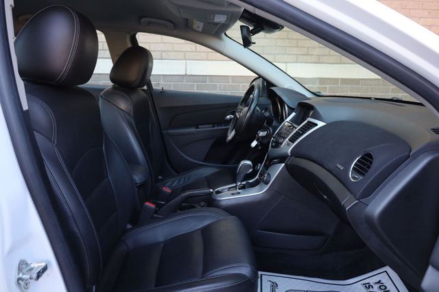 2015 Chevrolet Cruze LT - 23072905 - 25
