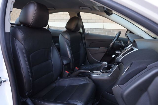 2015 Chevrolet Cruze LT - 23072905 - 26