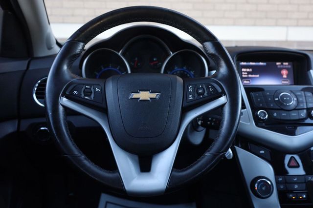 2015 Chevrolet Cruze LT - 23072905 - 29