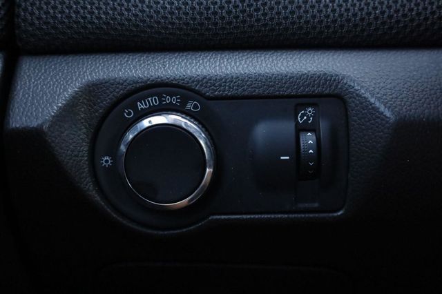 2015 Chevrolet Cruze LT - 23072905 - 32