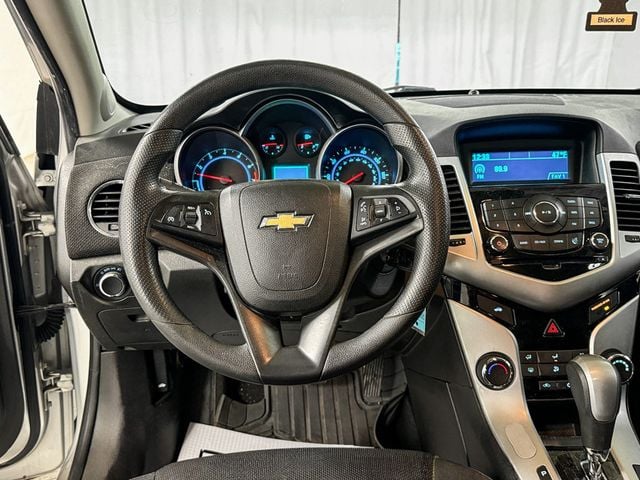 2015 Chevrolet CRUZE LT - 22954562 - 10