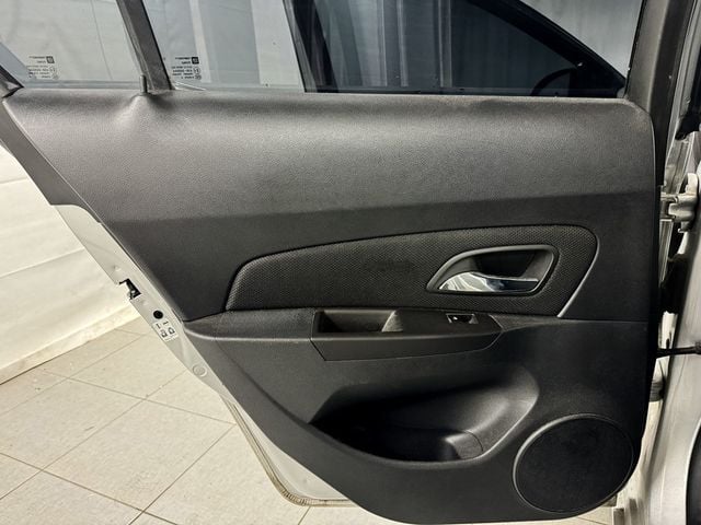 2015 Chevrolet CRUZE LT - 22954562 - 12