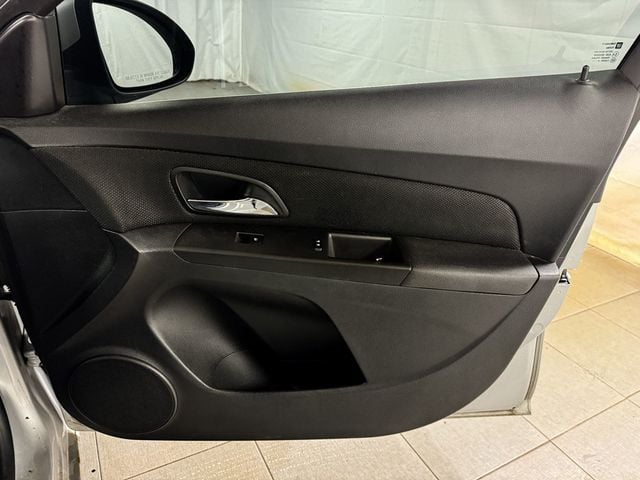 2015 Chevrolet CRUZE LT - 22954562 - 14