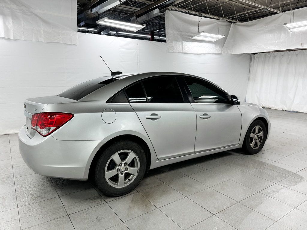 2015 Chevrolet CRUZE LT - 22954562 - 4