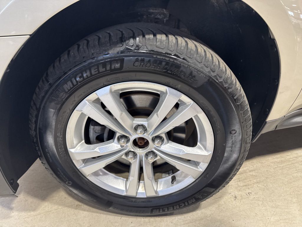 2015 Chevrolet Equinox FWD 4dr LT w/2LT - 22996619 - 1