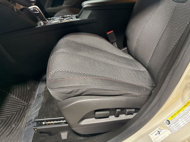 2015 Chevrolet Equinox FWD 4dr LT w/2LT - 22996619 - 23