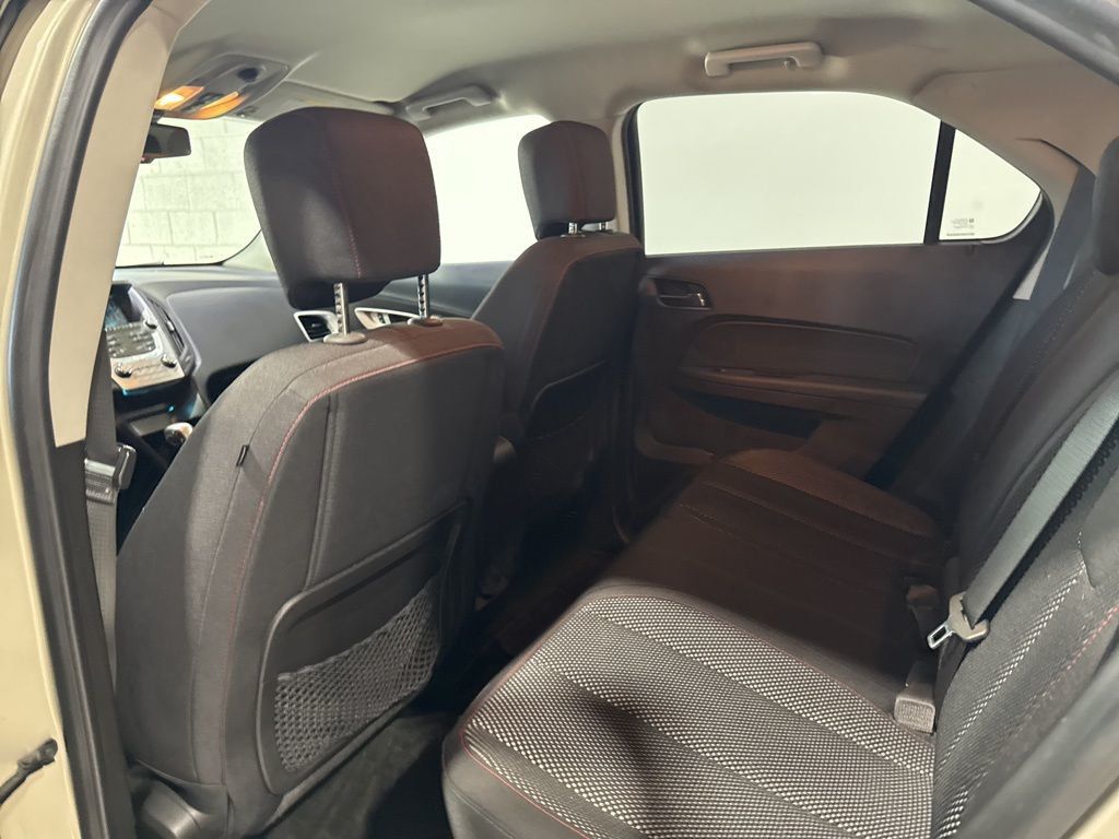 2015 Chevrolet Equinox FWD 4dr LT w/2LT - 22996619 - 30