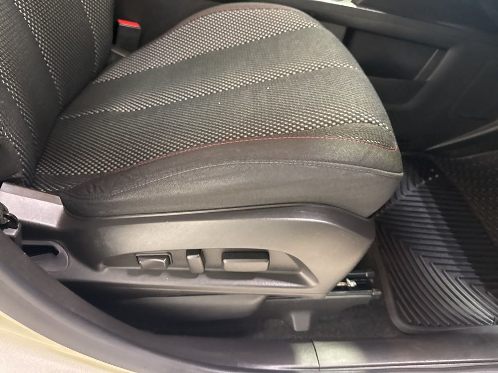 2015 Chevrolet Equinox FWD 4dr LT w/2LT - 22996619 - 42