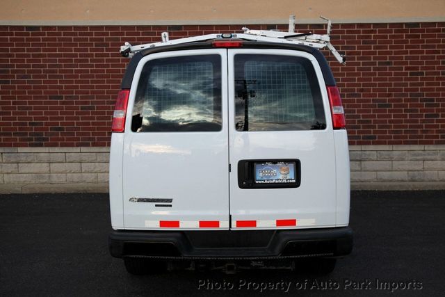 2015 Chevrolet Express Cargo Van RWD 2500 135" - 22827294 - 16