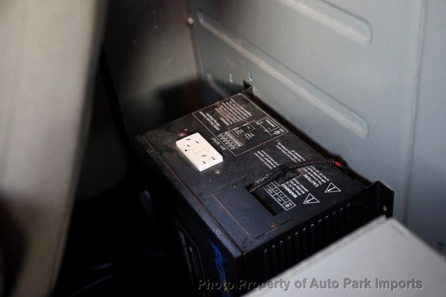 2015 Chevrolet Express Cargo Van RWD 2500 135" - 22827294 - 38