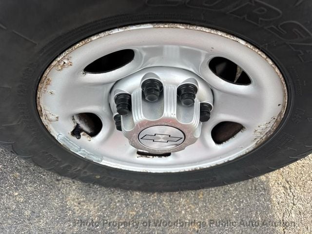 2015 Chevrolet Express Cargo Van RWD 2500 135" - 22944064 - 15