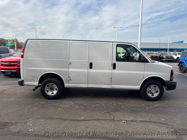 2015 Chevrolet Express Cargo Van RWD 2500 135" - 22944064 - 2