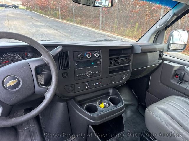 2015 Chevrolet Express Cargo Van RWD 2500 135" - 22944064 - 8