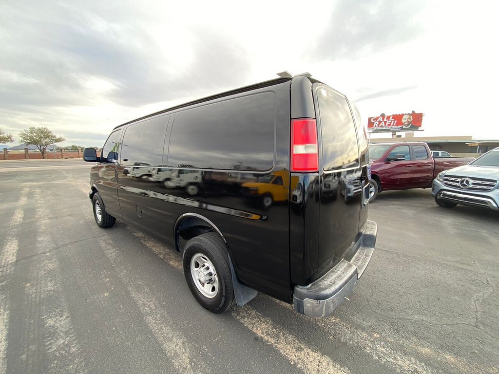 2015 Chevrolet Express Cargo Van RWD 2500 135" - 22271232 - 4