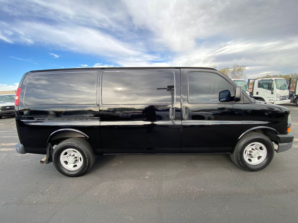 2015 Chevrolet Express Cargo Van RWD 2500 135" - 22271232 - 8