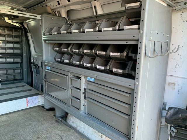 2015 Chevrolet Express Cargo Van RWD 2500 135" - 22971353 - 12